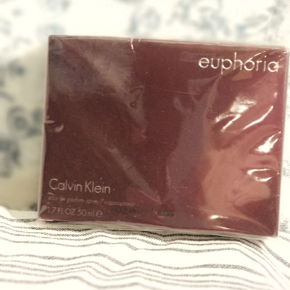 Woman perfume